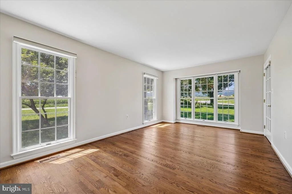 Photo of 8009 STONE RIDGE DRIVE
