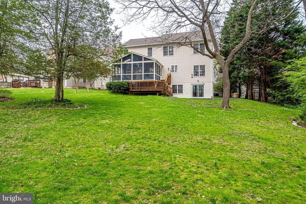 Photo of 9827 FIVE OAKS ROAD
