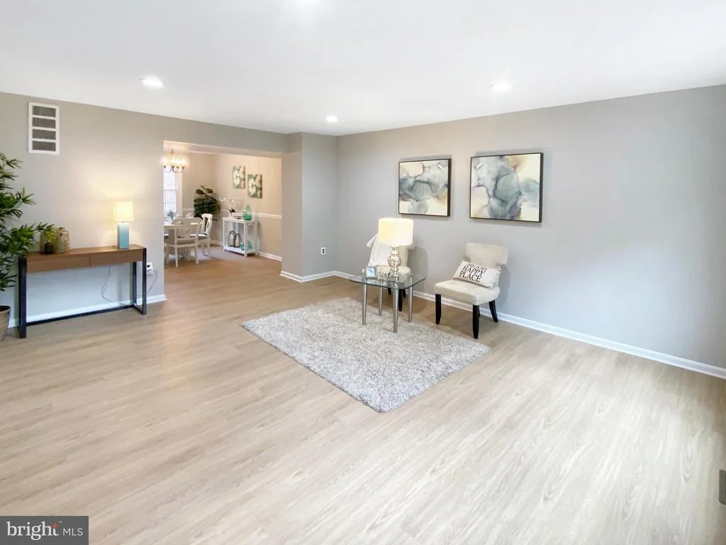 Photo of Unit 2C at 8486 IMPERIAL DRIVE