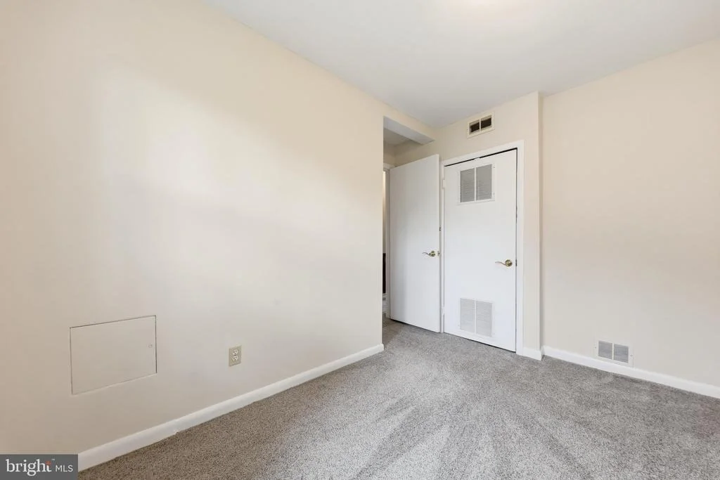 Photo of 417 ELMWOOD ROAD