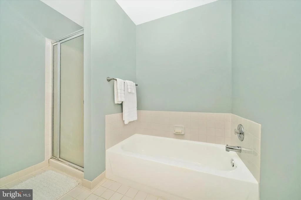 Photo of 2447 MERCHANT STREET