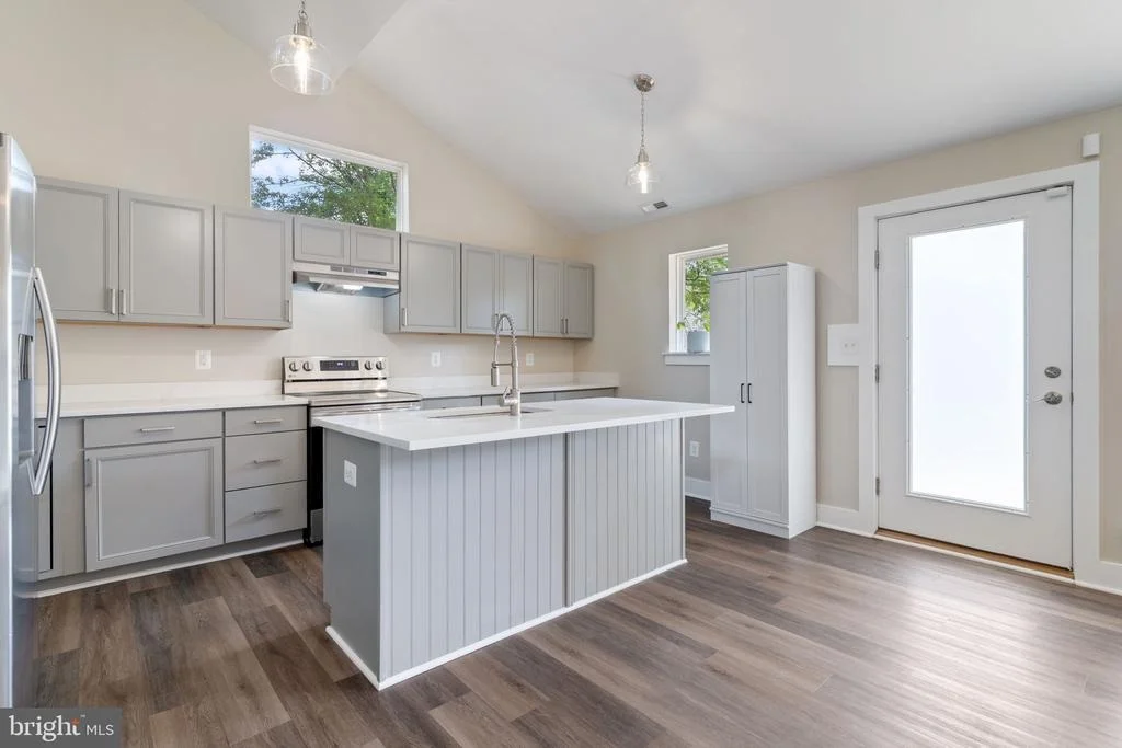 Photo of 508 SKYVIEW DRIVE