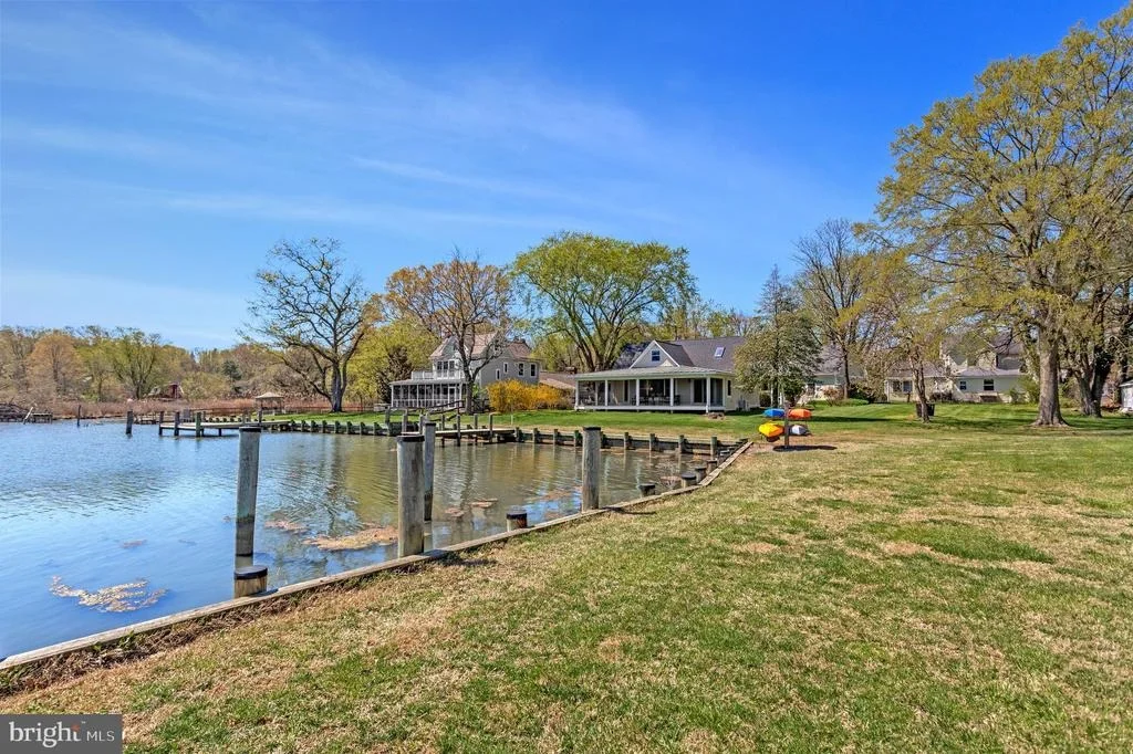 Photo of 1268 HAYES ROAD
