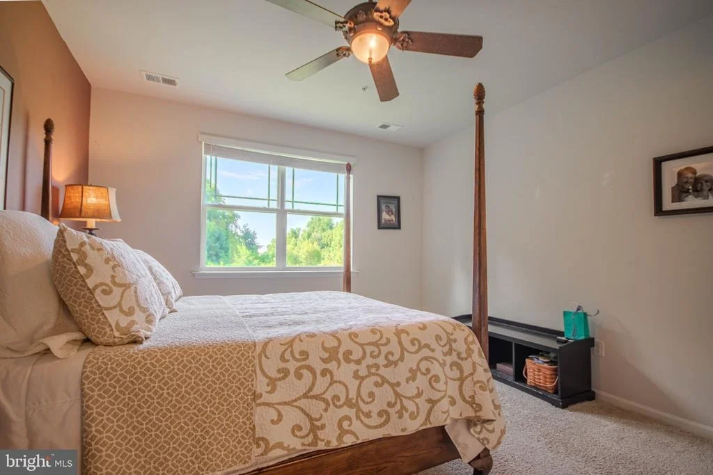 Photo of 406 TWIN CREEKS DRIVE