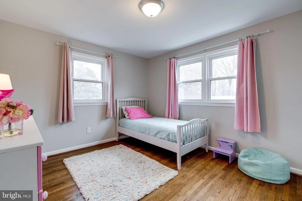 Photo of 6810 HUNTSMAN BOULEVARD