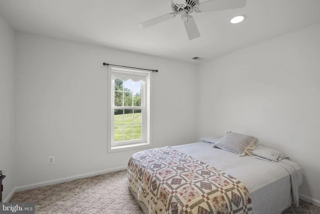 Photo of 805 LINDSEY MANOR LANE