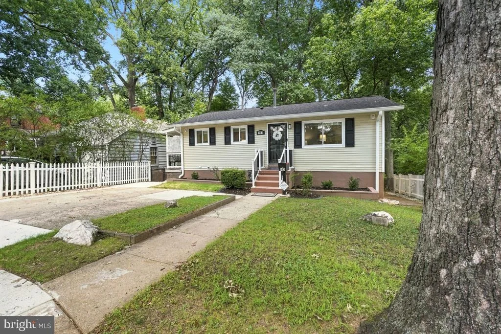 Photo of 143 RITCHIE AVENUE