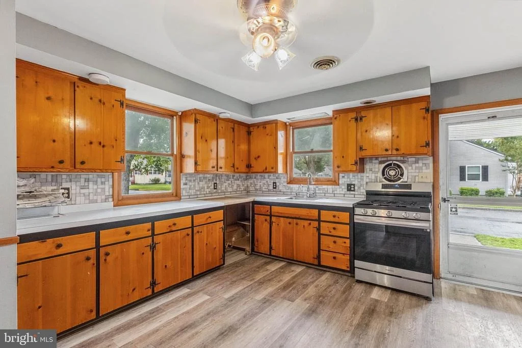 Photo of 600 ELM DRIVE