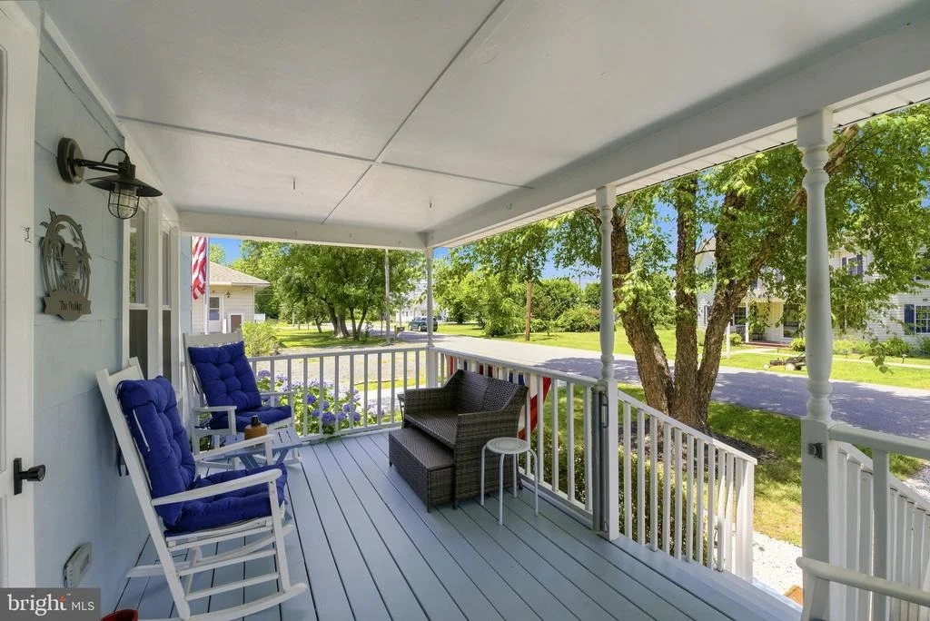 Photo of 21527 CHICKEN POINT ROAD
