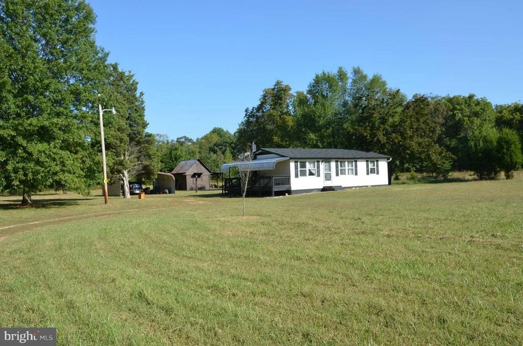 Photo of 6200 FENWICK ROAD