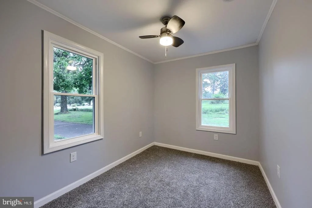 Photo of 1384 ROUNDTOP ROAD