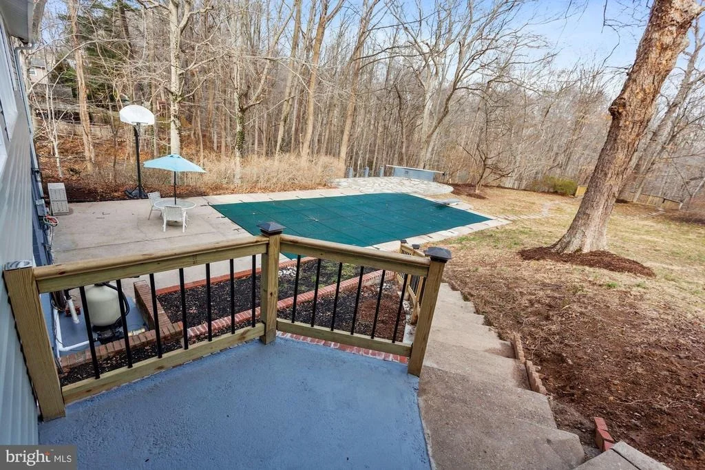 Photo of 6815 GILLINGS ROAD