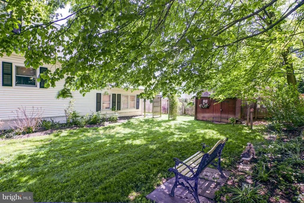 Photo of 3951 WALNUT STREET