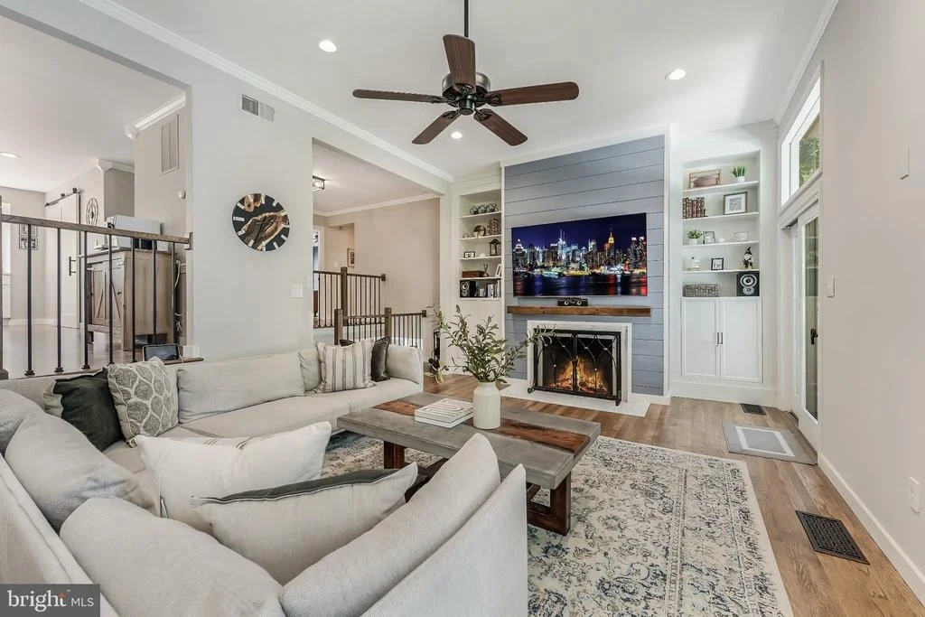Photo of 1709 MAPLE HILL PLACE