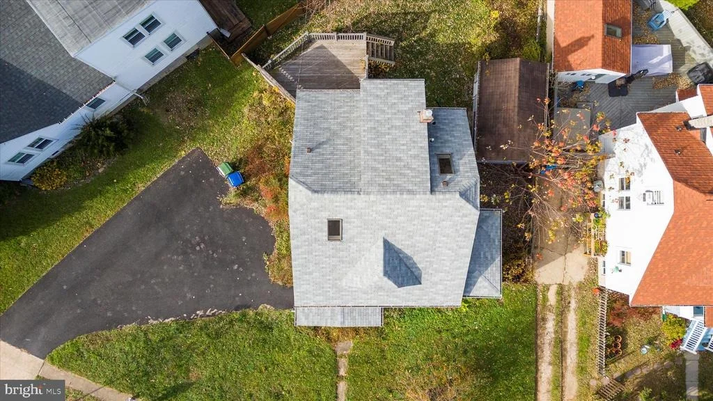 Photo of 726 HIGHWOOD DRIVE