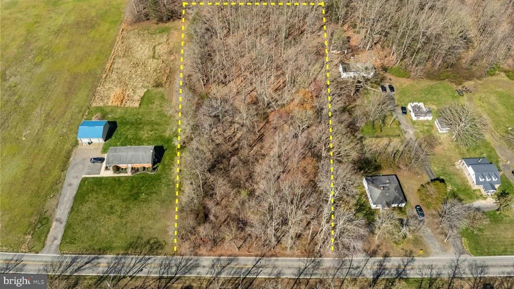 Photo of 17005 HORSEHEAD ROAD