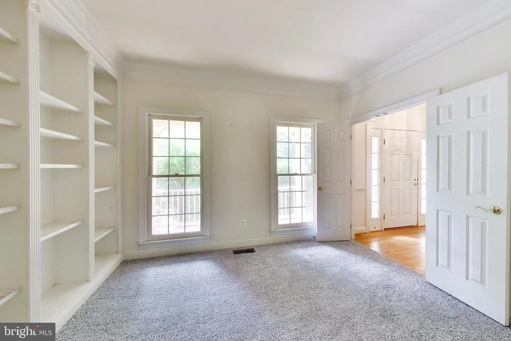 Photo of 6228 GARDEN ROAD