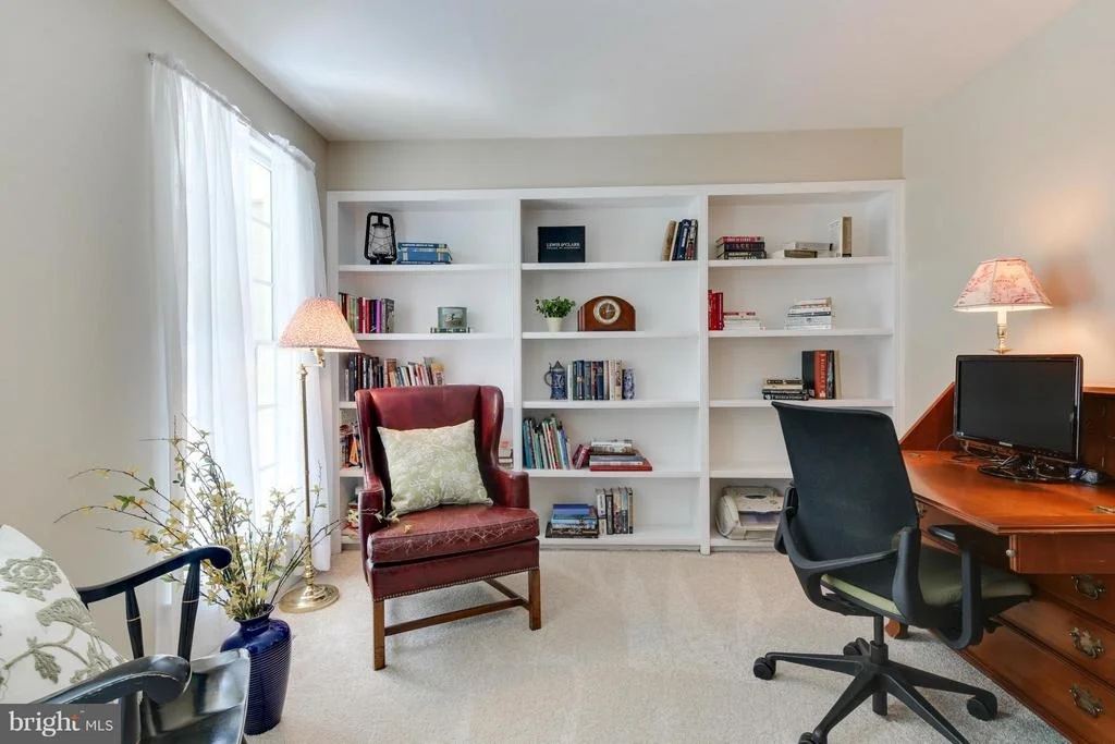 Photo of 10962 SHADOW LANE