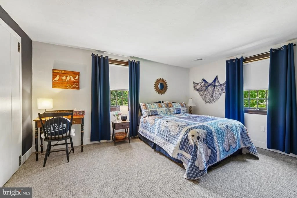 Photo of 355 BROADVIEW LANE