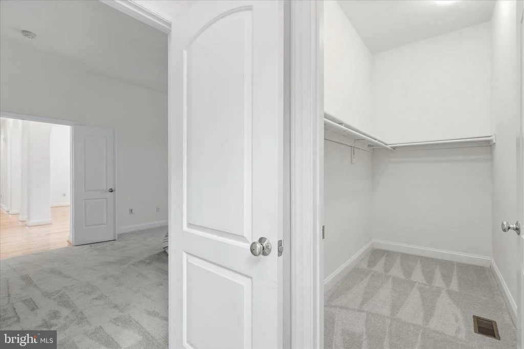Photo of 8277 ROXBOROUGH LOOP
