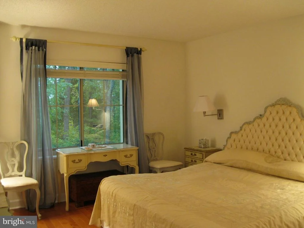 Photo of Unit 210 at 14809 PENNFIELD CIRCLE