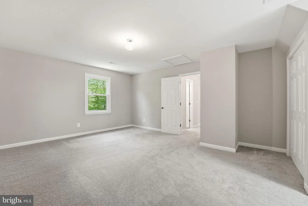 Photo of 3229 COLVIN ROAD