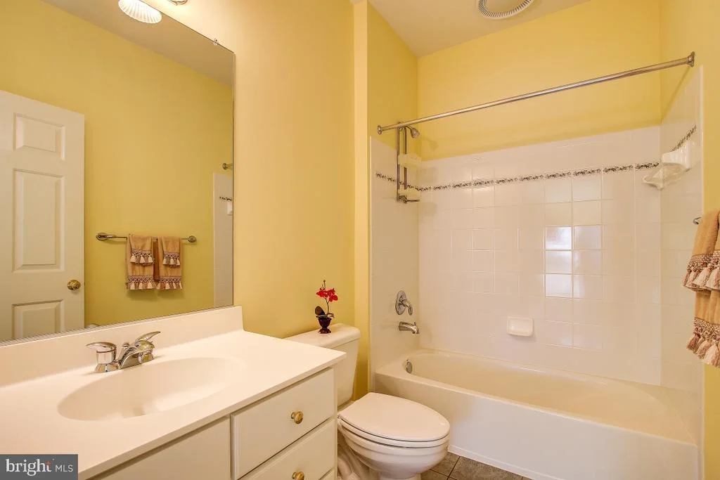 Photo of 6 GLEN EAGLES COURT