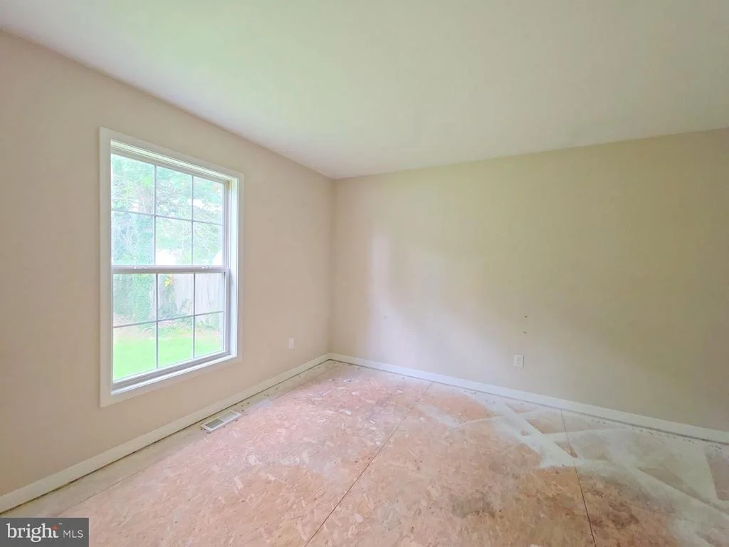 Photo of 341 RAINBOW LANE