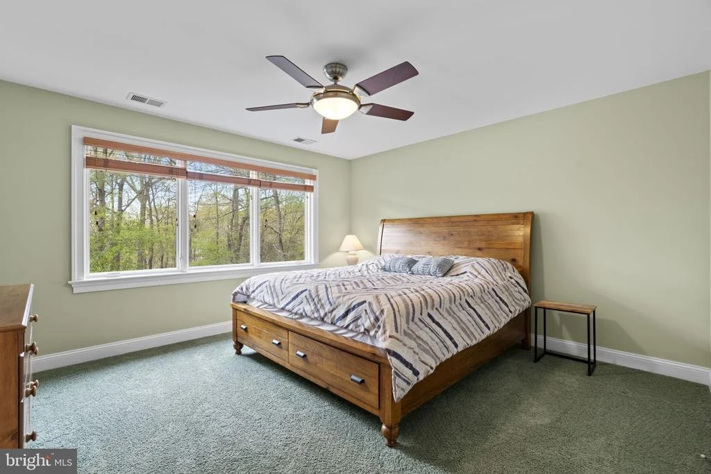 Photo of 370 EAGLE HILL ROAD