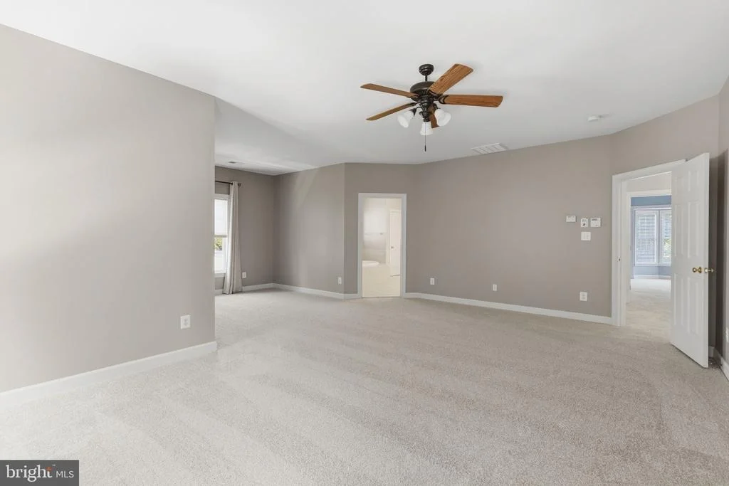 Photo of 1124 OAK TREE DRIVE