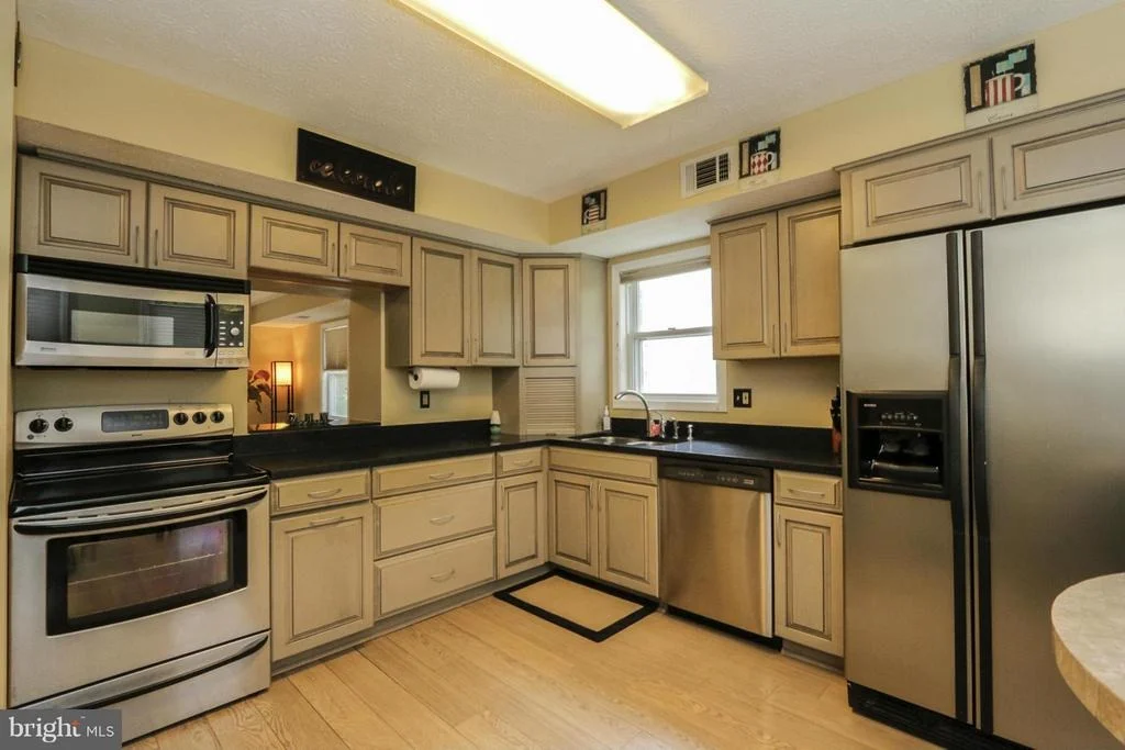 Photo of 7247 RIDING HOOD CIRCLE