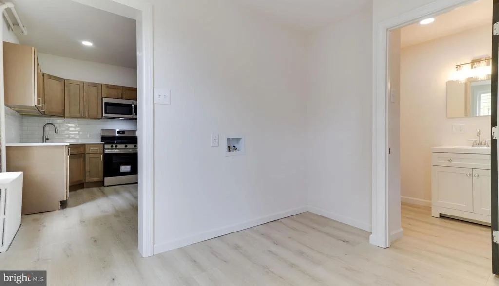 Photo of 236 N BROADWAY