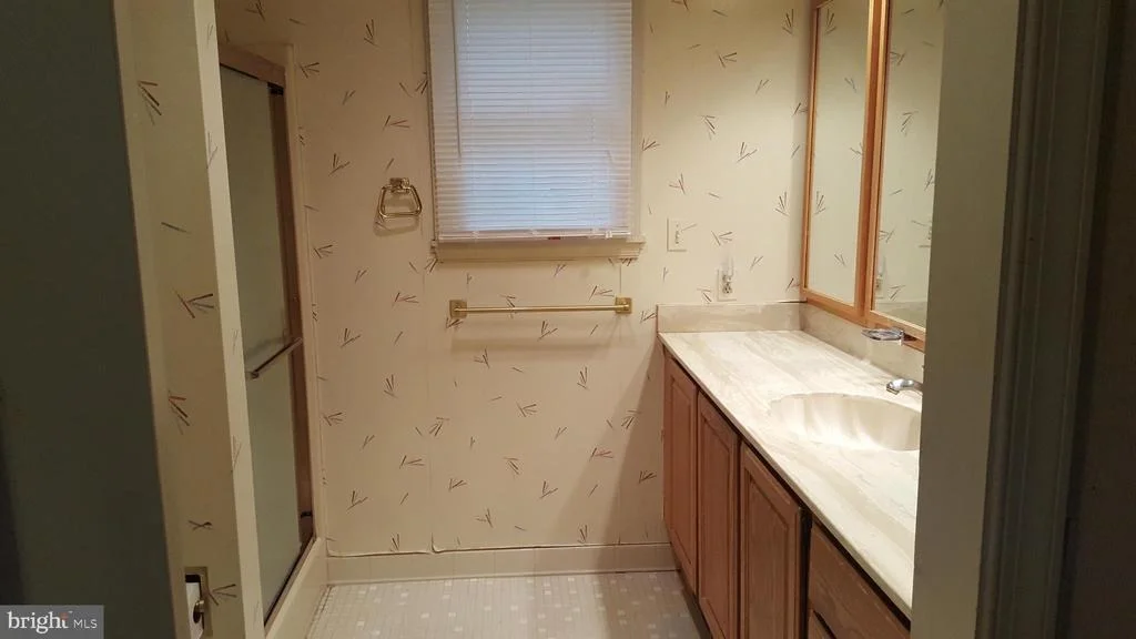 Photo of 916 COPLEY LANE