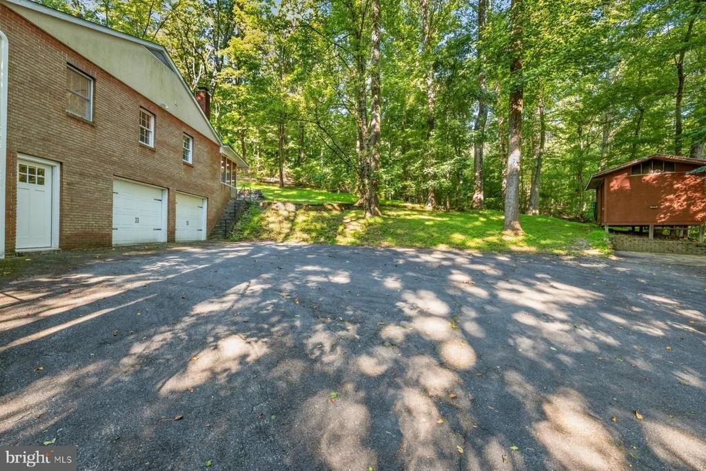 Photo of 9034 HAMBURG ROAD
