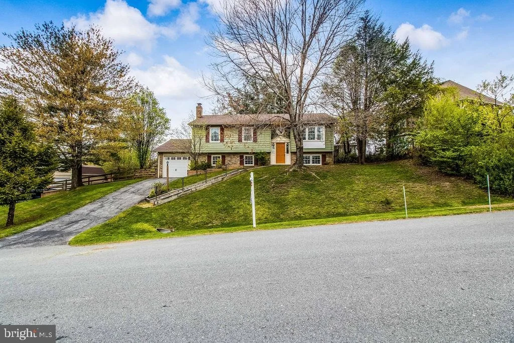 Photo of 9905 BISCAYNE LANE