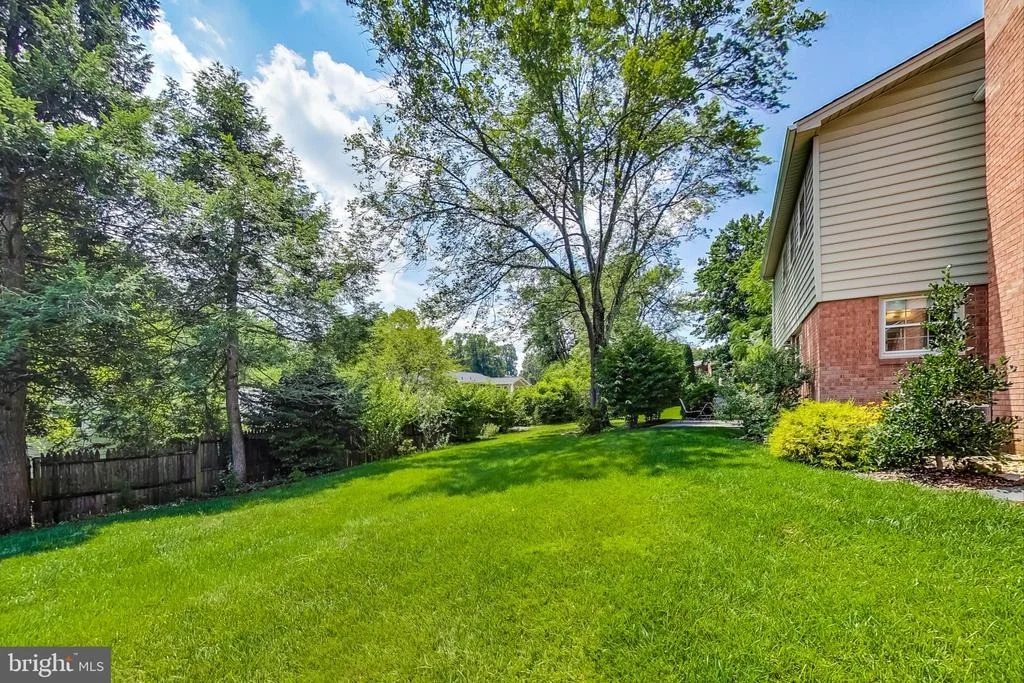 Photo of 12131 DAVID DRIVE