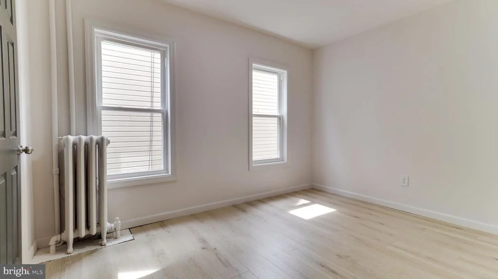 Photo of 236 N BROADWAY