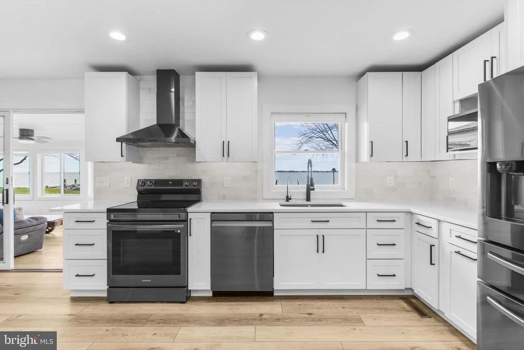 Photo of 1704 BAYSIDE DRIVE