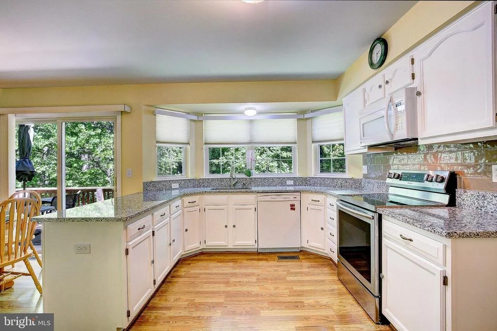 Photo of 10945 TWO SISTERS LANE