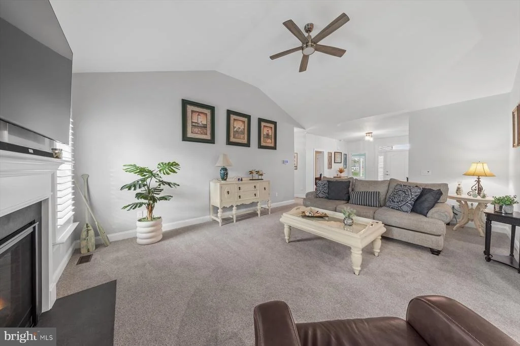 Photo of 24860 MISTLETOE DRIVE