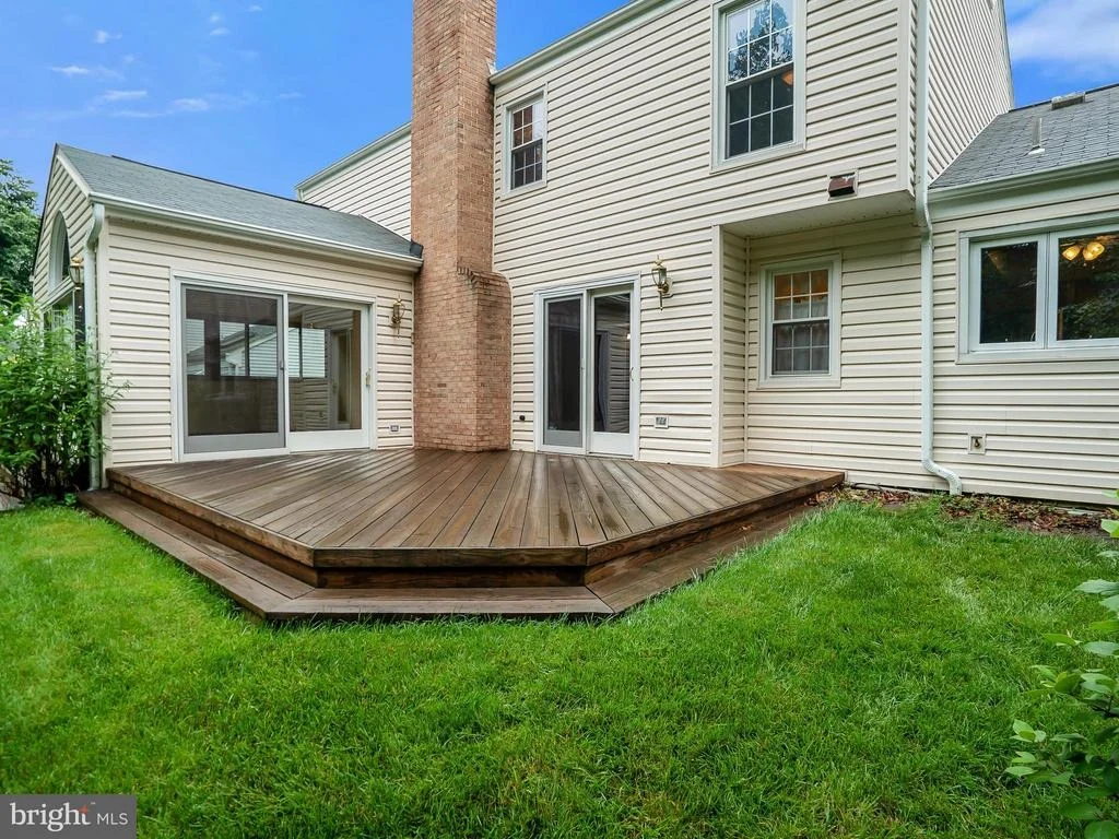 Photo of 12006 AMBLEWOOD DRIVE