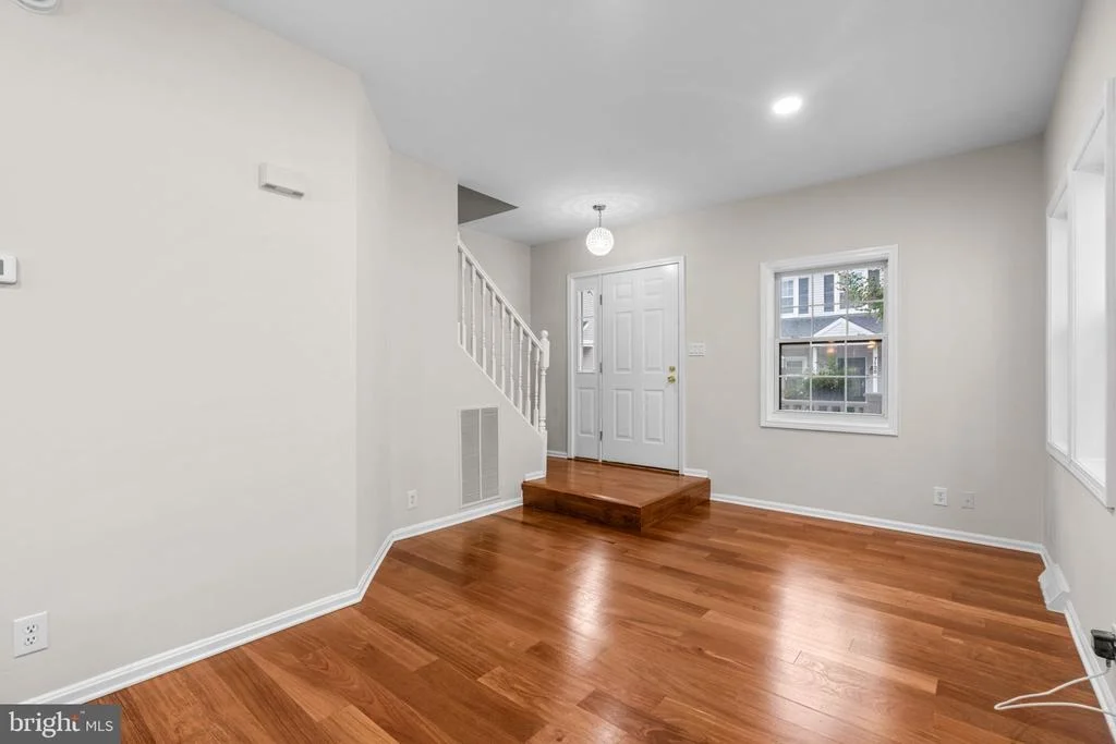 Photo of 7129 STONE THROW WAY