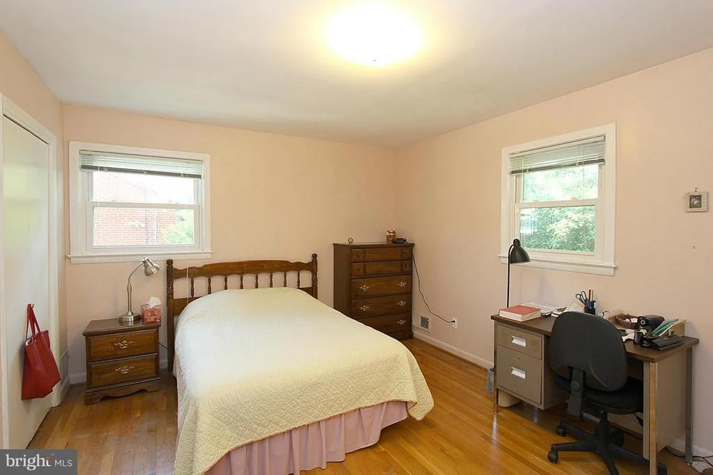 Photo of 1110 CHISWELL LANE