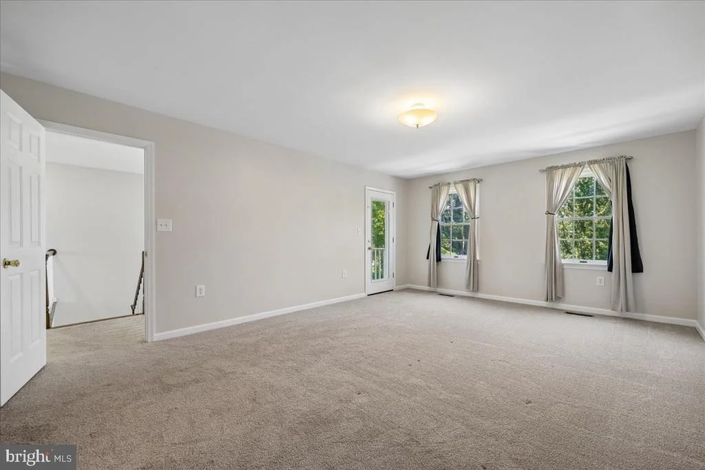 Photo of 8009 STONE RIDGE DRIVE