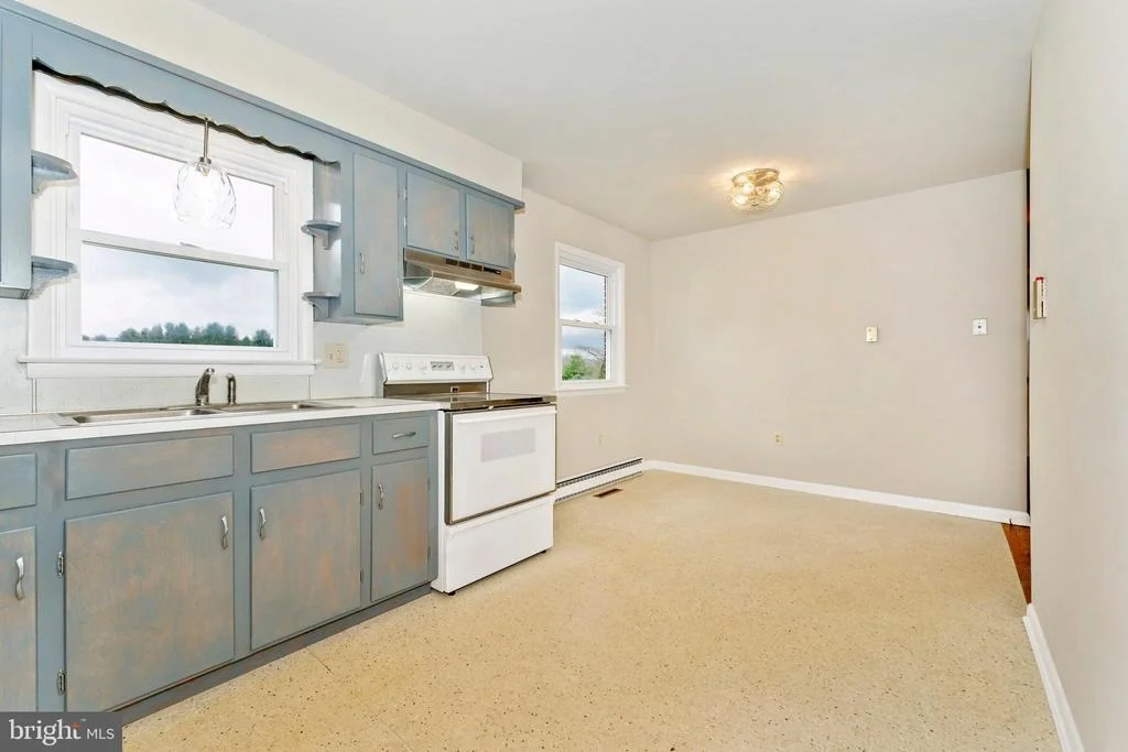 Photo of 6438 BROAD RUN ROAD