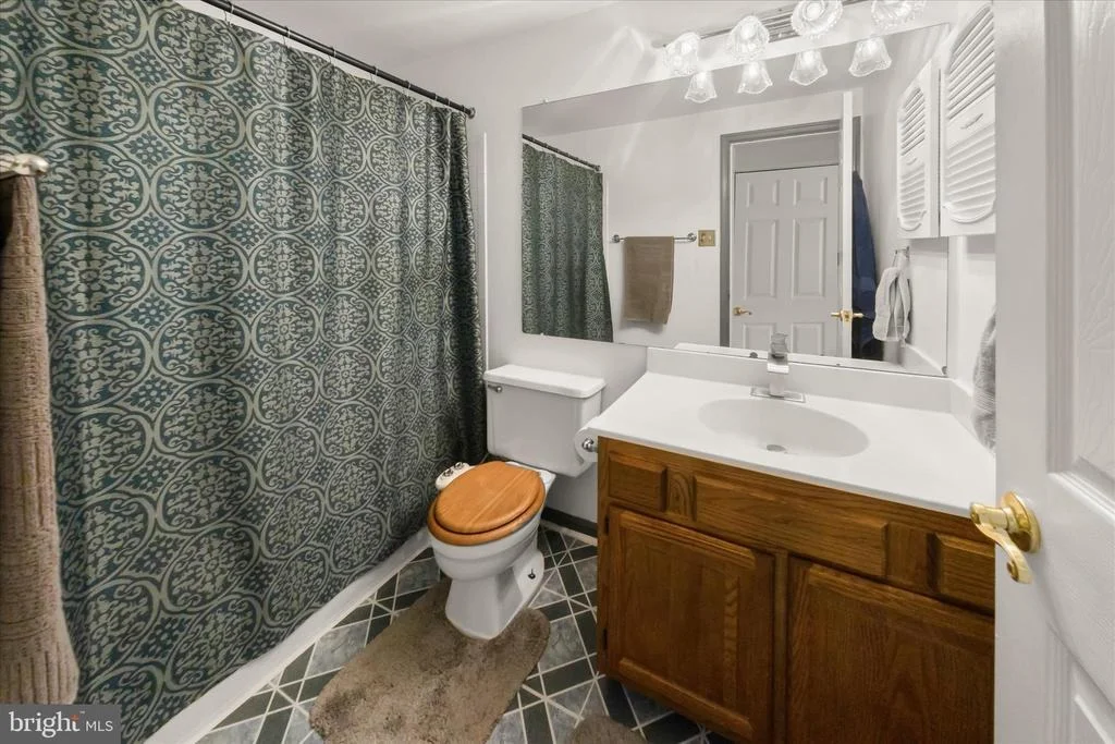 Photo of 15702 APPLETON COURT