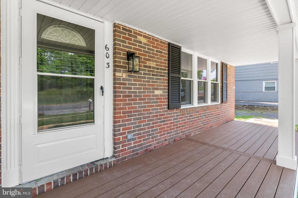 Photo of 603 CHAPELGATE DRIVE