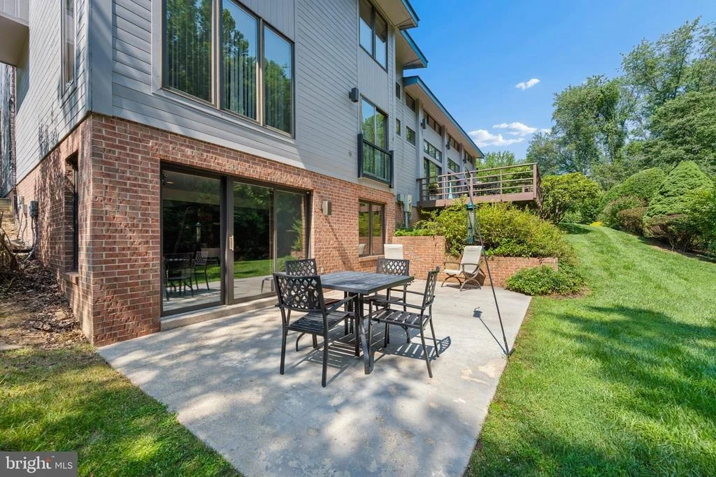 Photo of 17026 BARN RIDGE DRIVE