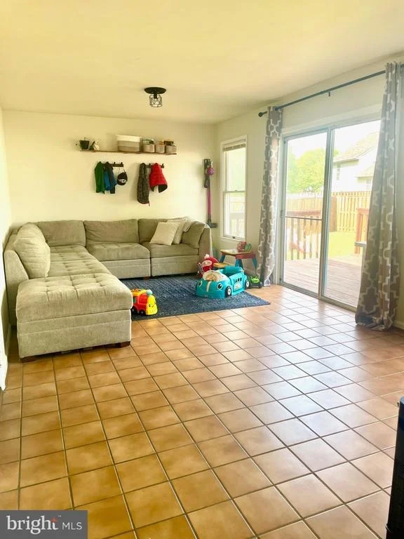 Photo of 591 WINTERSPICE DRIVE