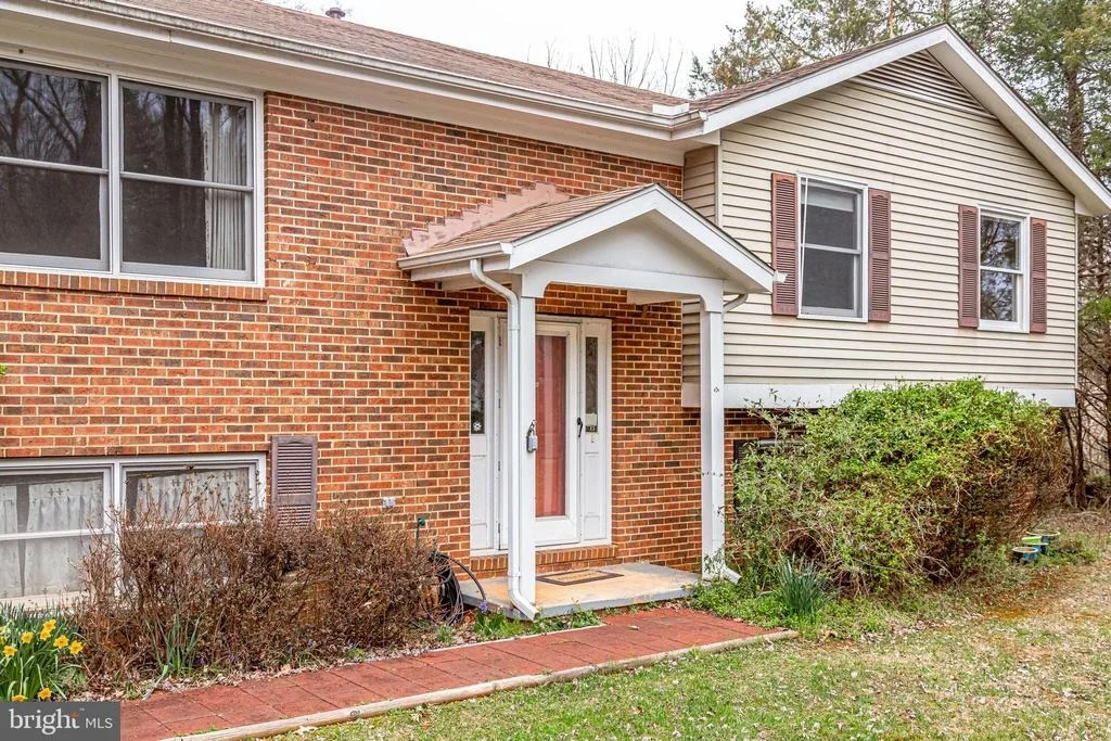Photo of 5550 JACLYN DRIVE